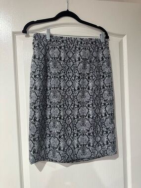 Hawthorn Black & White Snake Print Pencil Skirt-LIKE NEW